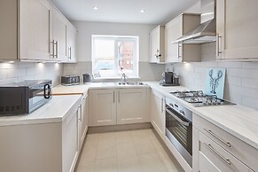 Host Stay Highfield House