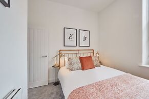 Host Stay Sand Surf