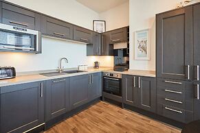 Host Stay Seaview Retreat