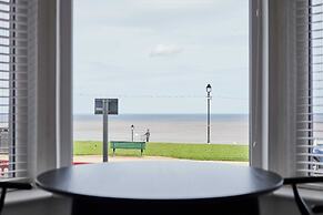 Host Stay Seaview Retreat