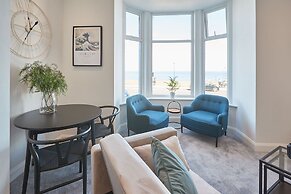 Host Stay Seaview Retreat