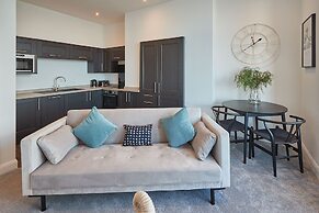 Host Stay Seaview Retreat