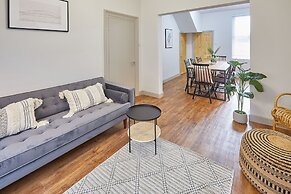 Host Stay Clifton House