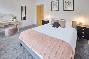 Host Stay Clifton House