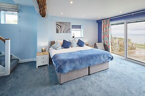 Host Stay Fairview House