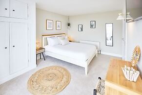 Host Stay Beach Retreat