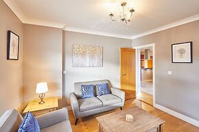 Host Stay Holmedene
