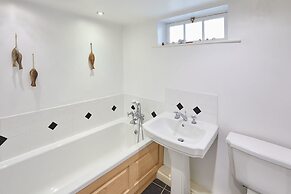 Host Stay Jacksons Cottage