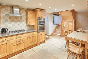 Host Stay Jacksons Cottage