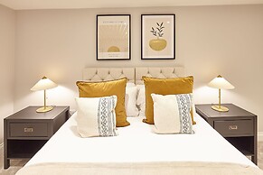 Host Stay Graham House