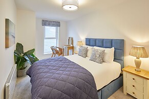 Host Stay 3 Queens Court