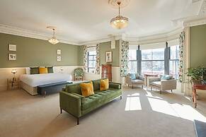 Host Stay Sandpiper