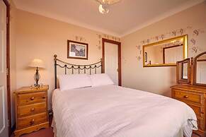 Host Stay Cheviot View
