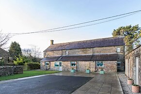 Host Stay No 4 Daisy Cottage