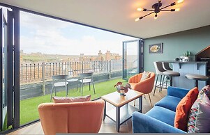 Host Stay Devereux House