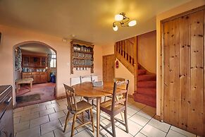 Host Stay The Red Brick Barn