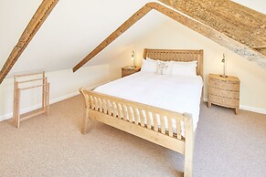 Host Stay Eden Cottage