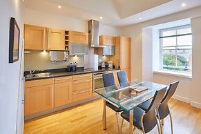 Host Stay 15 Easby Hall