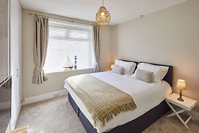 Host Stay Seagull Cottage