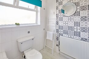 Host Stay Seagull Cottage