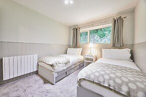 Host Stay Robin s Nest