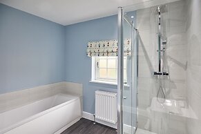 Host Stay Kenmore