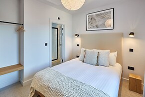 Host Stay Taylor Street