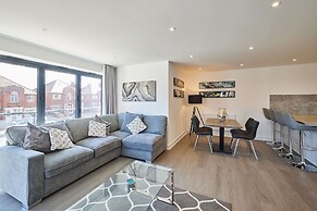 Host Stay Beach Pad