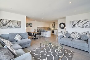 Host Stay Beach Pad