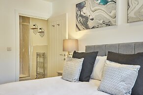 Host Stay Beach Pad