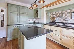 Host Stay Beckside