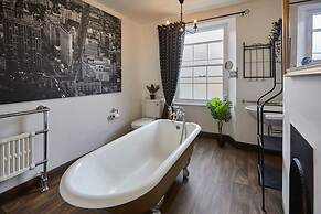 Host Stay Beckside