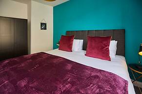Host Stay Beckside