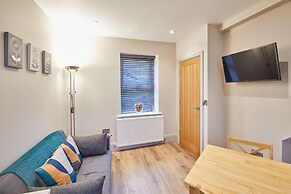 Host Stay Ramblers Retreat