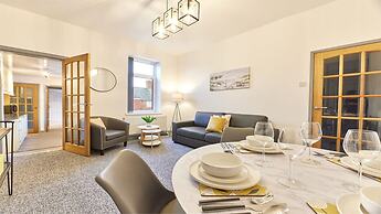 Host Stay Inness House