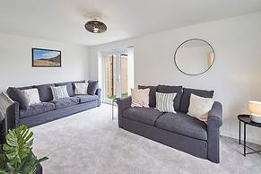 Host Stay Cayton Bay Cottage
