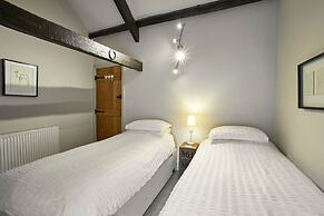 Host Stay Derwent