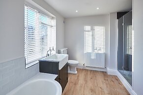 Host Stay Silton Hall