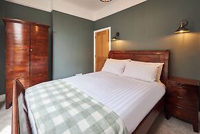 Host Stay Flora