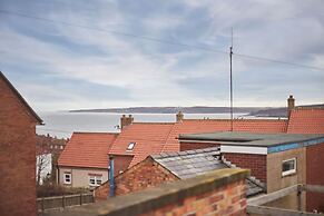 Host Stay 1 Coastguard Cottages