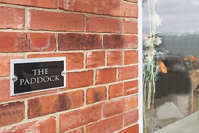 Host Stay The Paddock