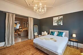 Host Stay Northville Arrifana