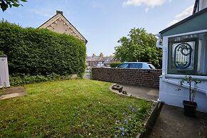 Host Stay Hope Cottage
