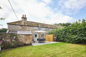 Host Stay North Cottage