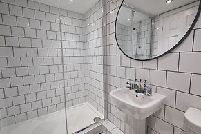 Host Stay Darcey House