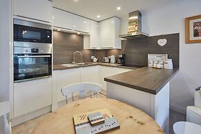 Host Stay Riverrun