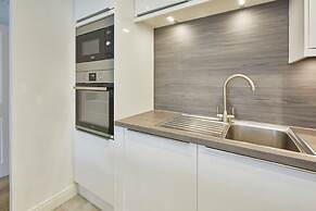 Host Stay Riverrun