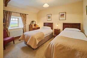 Host Stay The Granary