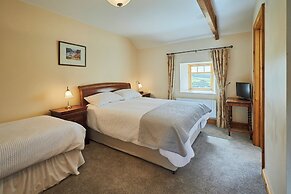 Host Stay The Granary