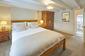 Host Stay Rose Cottage Pickering